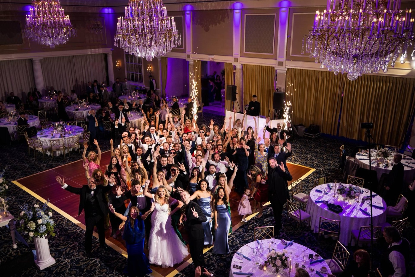Bodas & Casamientos — evento producido por LUMINA